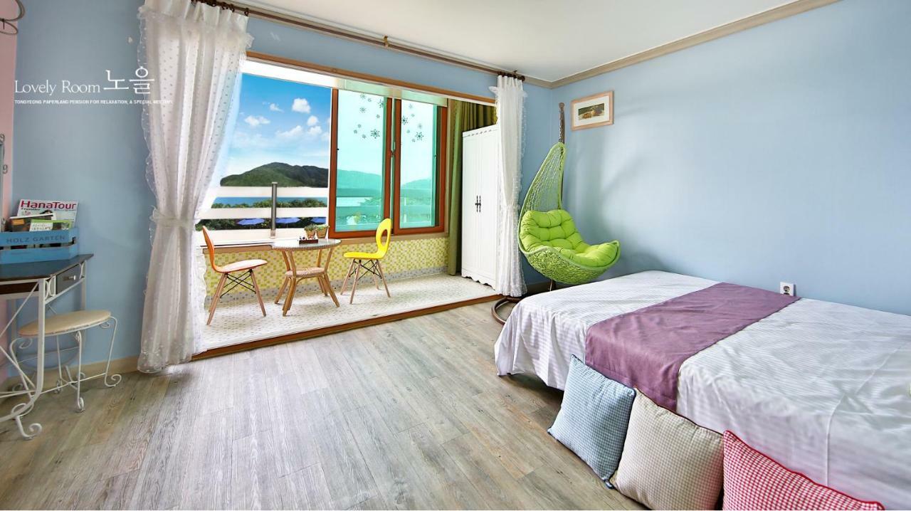 Tongyeong Paper Island Pension Exterior photo
